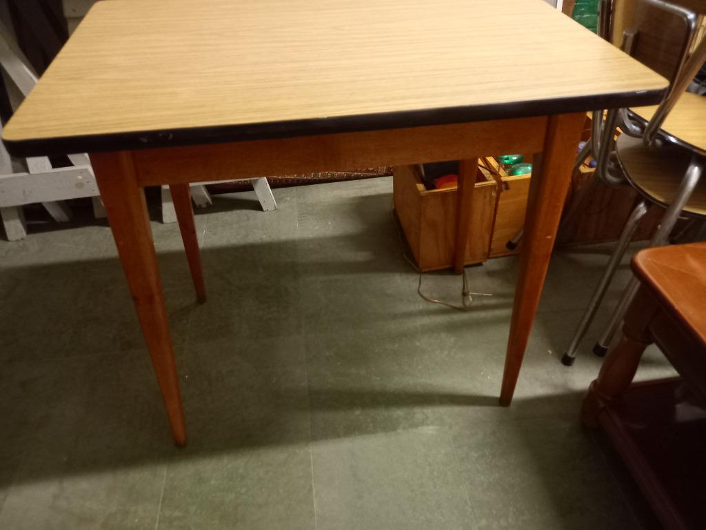 Antieke tafel, Antiek en Kunst, Ophalen of Verzenden