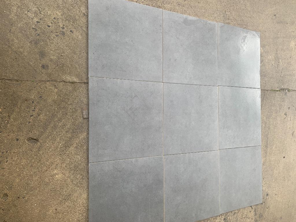 29,75 m2 carrelage  sol gris foncé 45X45, Bricolage & Construction, Dalles & Carrelages, Neuf, Enlèvement ou Envoi, Carrelage de sol