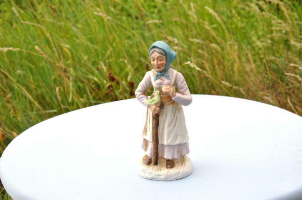 § statue dame a la canne (2), Antiquités & Art, Enlèvement ou Envoi