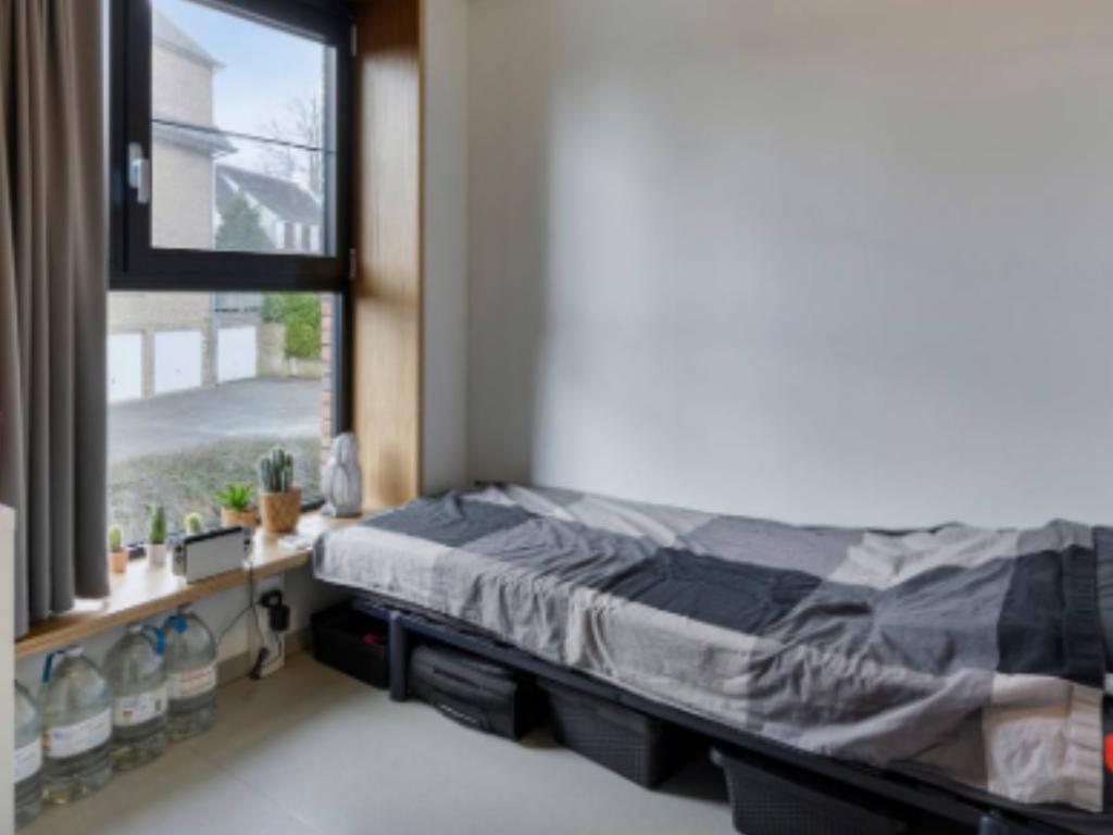 GRATIS eenpersoons bed, Maison & Meubles, Chambre à coucher | Lits, Utilisé, Une personne, 90 cm, Autres dimensions, Métal, Bleu