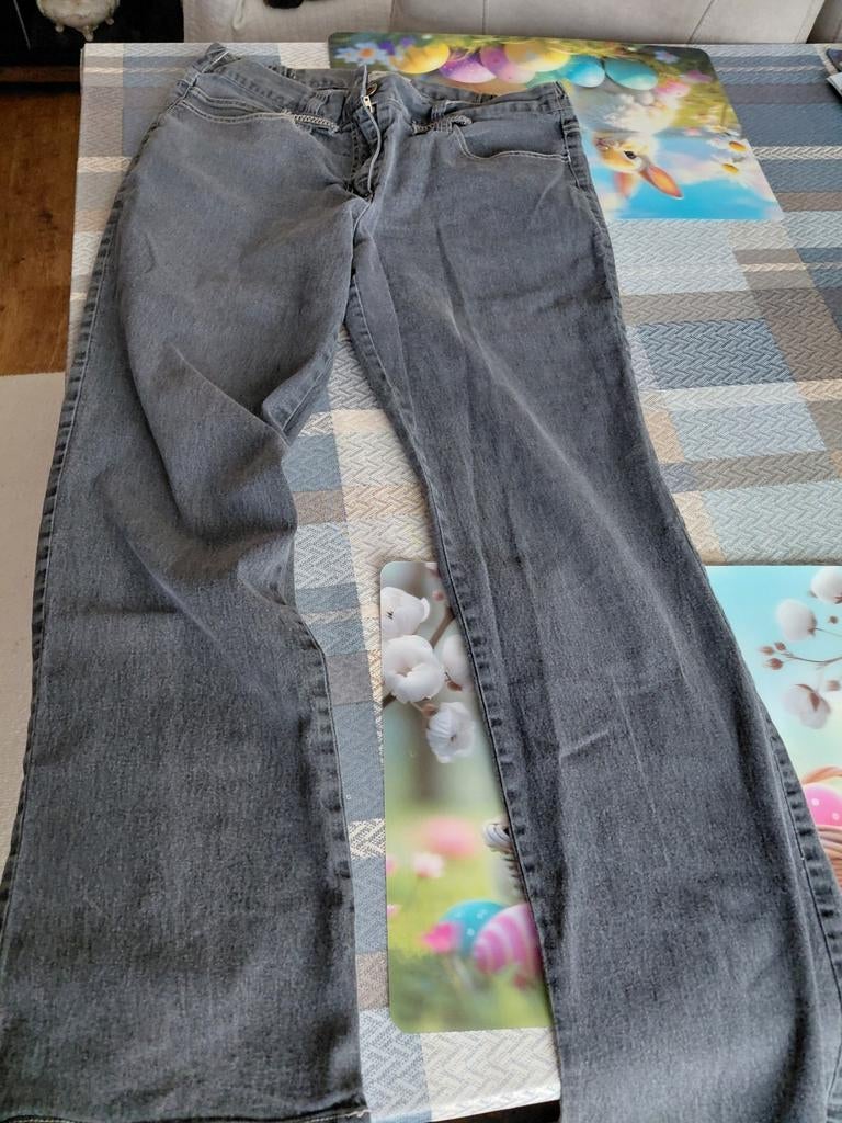 Grijze jeans Maat 44, Ophalen of Verzenden