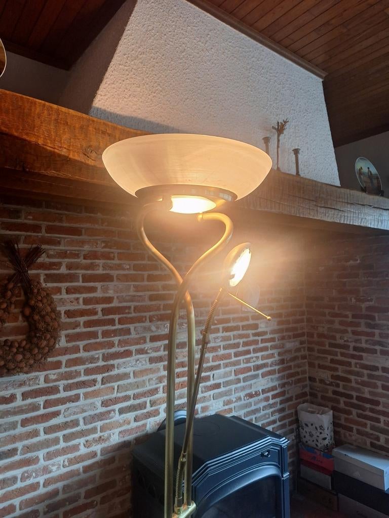 Staande lamp met lees licht, Enlèvement