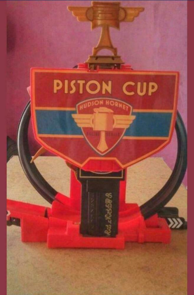Super looping PISTON CUP CARS NEUF, Autres marques, Enlèvement ou Envoi, Autre propulsion, Comme neuf