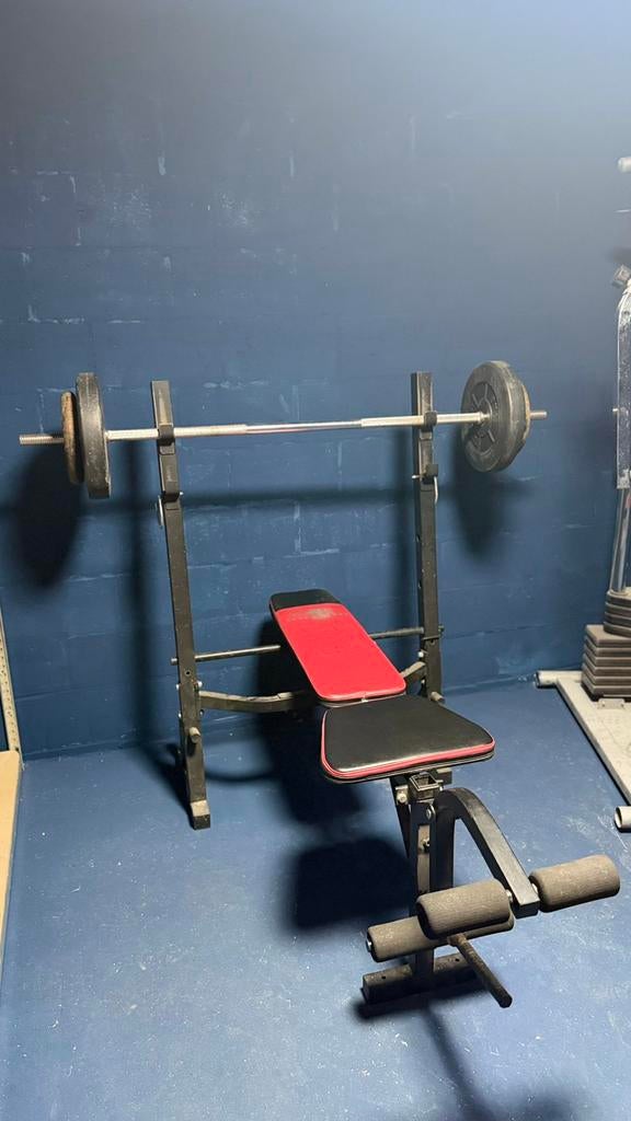 Verstelbare halterbank met rek – homegym fitness bench, Ophalen, Benen, Gebruikt, Metaal