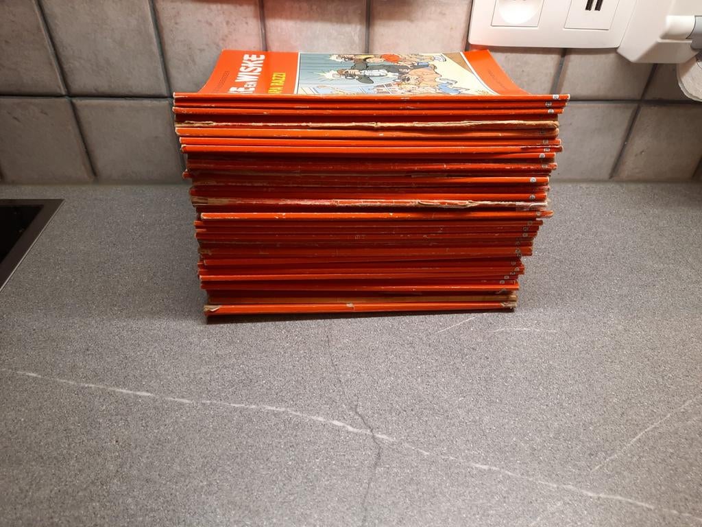 Suske  en  wiske strips   Eerste druk   41 stuks beschikbaar, Boeken, Ophalen