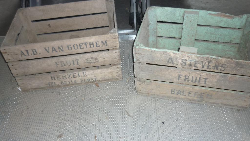 2 OUDE KRATTEN, Ophalen of Verzenden