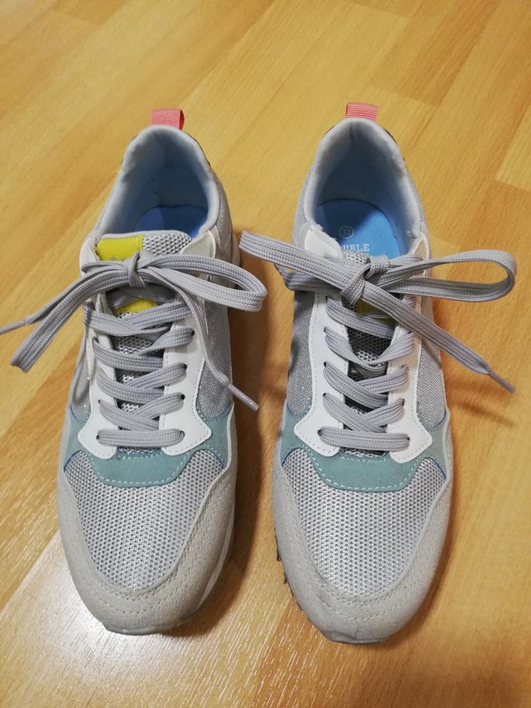 Sneakers Double Heart maat 37, Kleding | Dames, Ophalen of Verzenden, Sneakers
