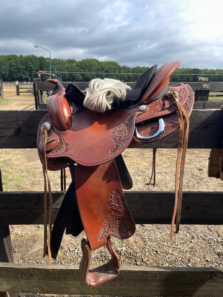 Freemax western zadel 16”, Ophalen, Gebruikt, Western