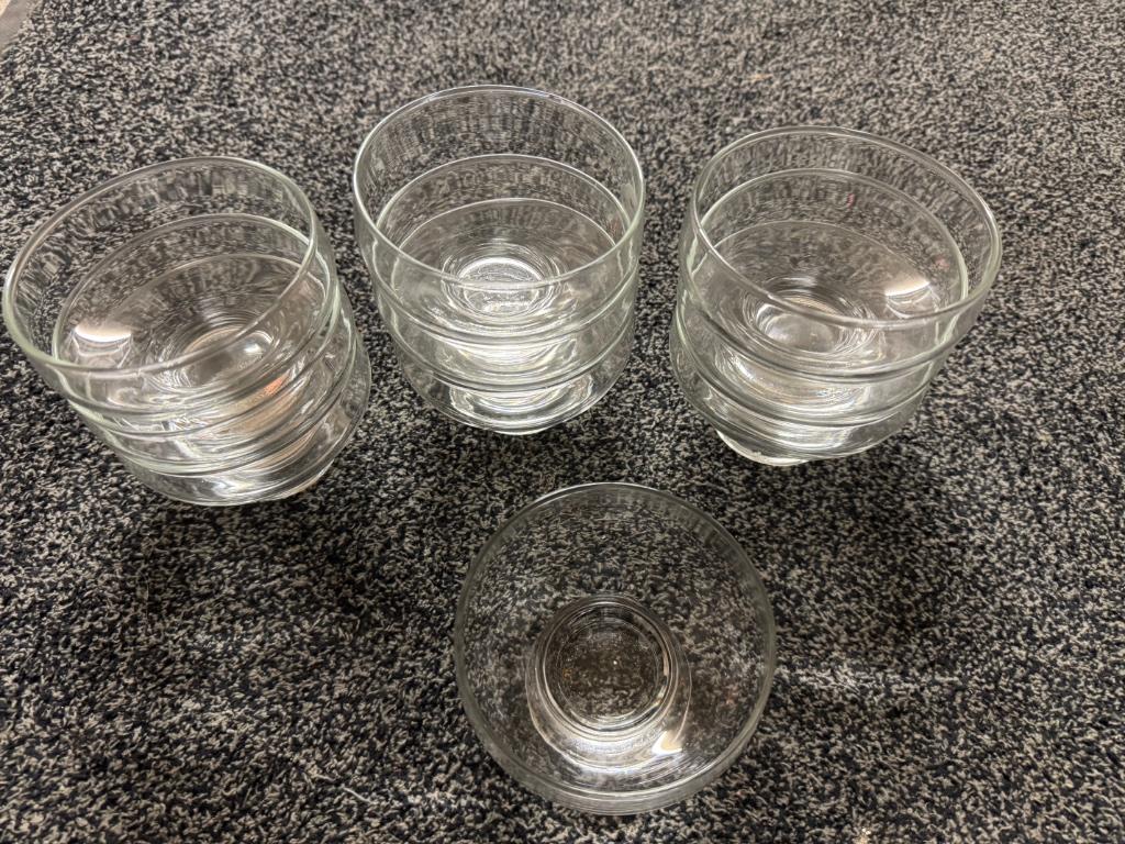 18 Glazen Dessertkommetjes, Huis en Inrichting, Ophalen, Zo goed als nieuw, Glas, Glas of Glazen