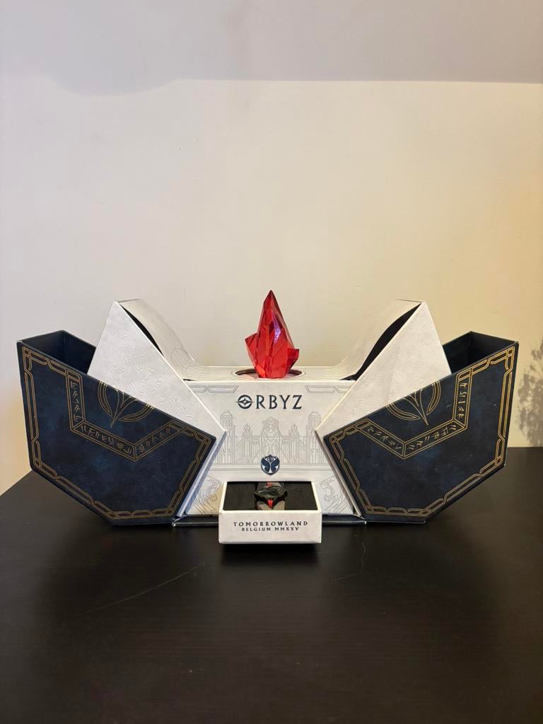 Tomorrowland box 2025, Enlèvement ou Envoi, Comme neuf
