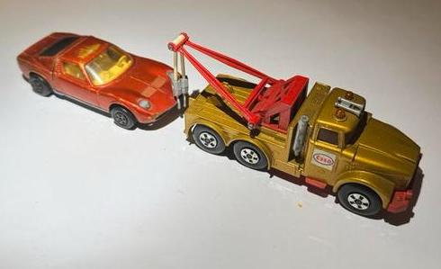 Matchbox Super Kings K-2 Esso Truck & K-24 Lamborghini Miura, Hobby en Vrije tijd, Modelauto's | 1:43, Gebruikt, Matchbox, Ophalen of Verzenden