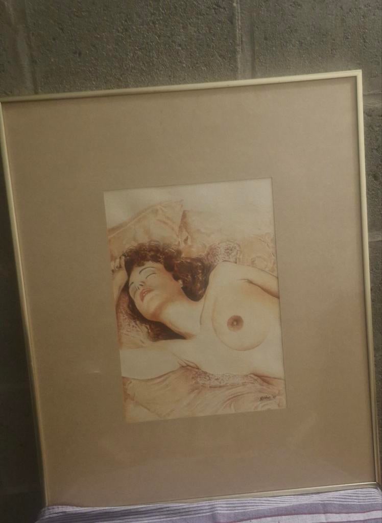 Femme nue, Enlèvement