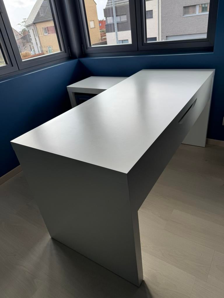 Bureau + stoel MOET WEG WEGENS VERHUIS, Zakelijke goederen, Ophalen, Gebruikt, Bureau