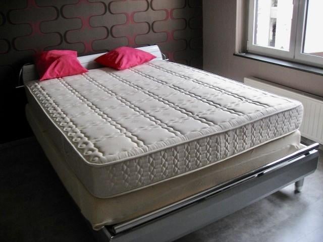dubbel bed  met quatroflex bodem, Ophalen, Overige kleuren, Tweepersoons, Zo goed als nieuw