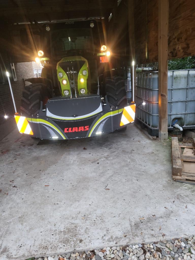 Tractor Claas Atos 340, Zakelijke goederen, Landbouw | Tractoren, 80 tot 120 Pk, Gebruikt, Tot 2500, Ophalen