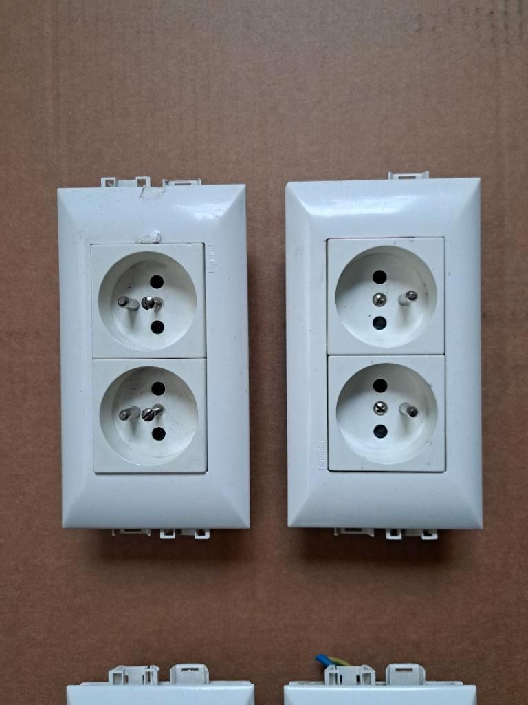 Legrand stopcontact, Doe-het-zelf en Bouw, Ophalen, Gebruikt, Stopcontact