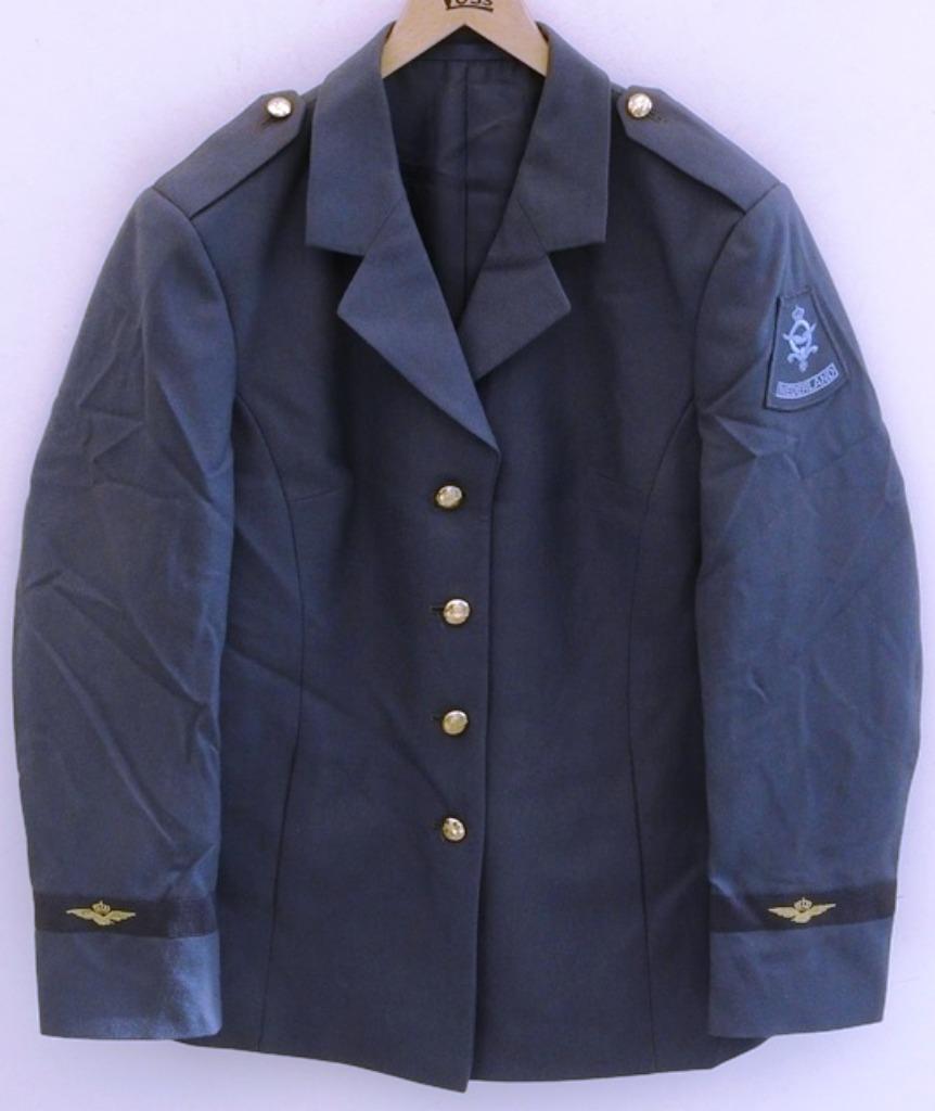 Uniform DT Jas&Rok Model Vrouwen KLu, maat 40-44, jaren90(2), Ophalen of Verzenden, Luchtmacht, Kleding of Schoenen