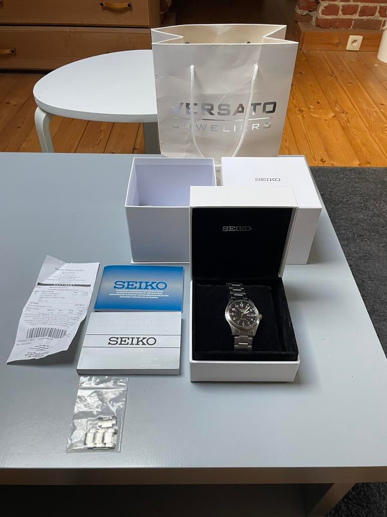 Seiko 5 sports automatic SS SRPG27K1, Enlèvement ou Envoi, Comme neuf, Noir, IOS