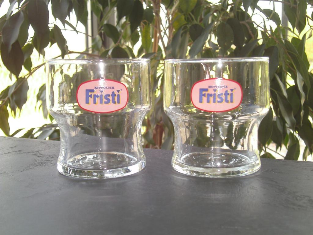 Vintage 2 Verres " NUTRICIA    FRISTI ", Enlèvement ou Envoi, Comme neuf, Autres types