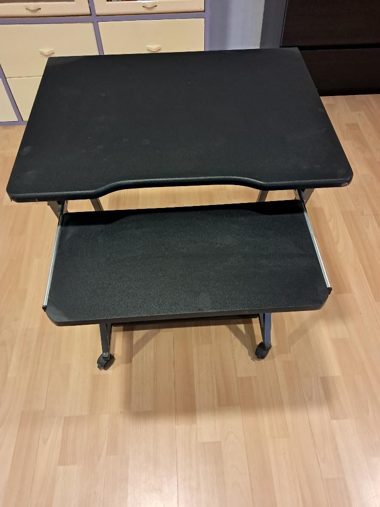 computertafeltje, Overige houtsoorten, Gebruikt, 70 tot 120 cm, Ophalen of Verzenden