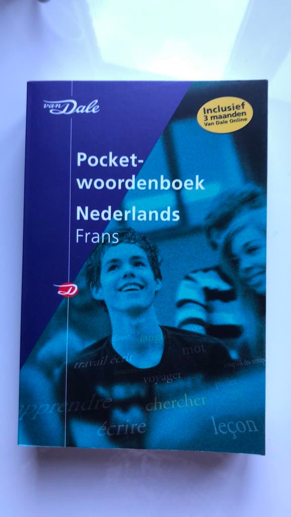 Dictionnaire de poche Van Dale néerlandais-français, Enlèvement ou Envoi, Néerlandais, Comme neuf