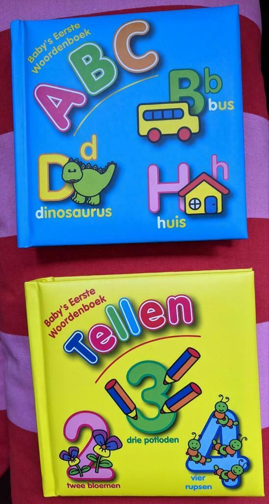 Baby's eerste woordenboek, keuze uit 2 nieuwe boeken, Enlèvement ou Envoi, Neuf