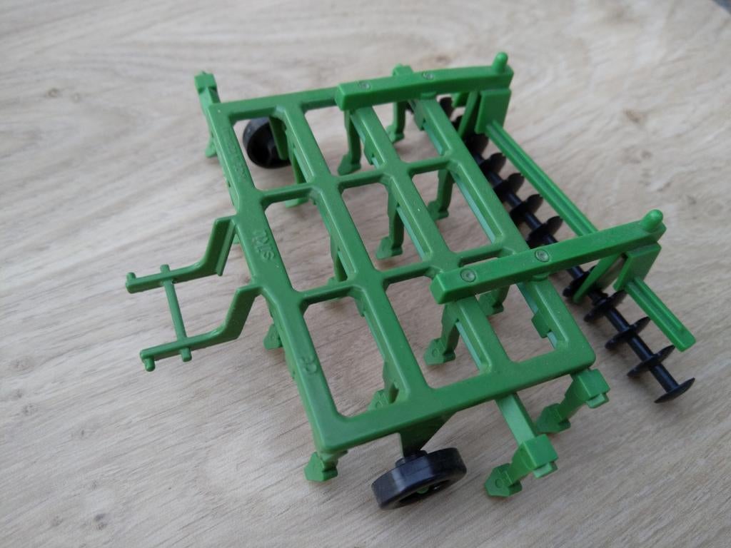 Siku cultivator / Breker, Hobby en Vrije tijd, Ophalen of Verzenden, Zo goed als nieuw, Tractor of Landbouw, SIKU