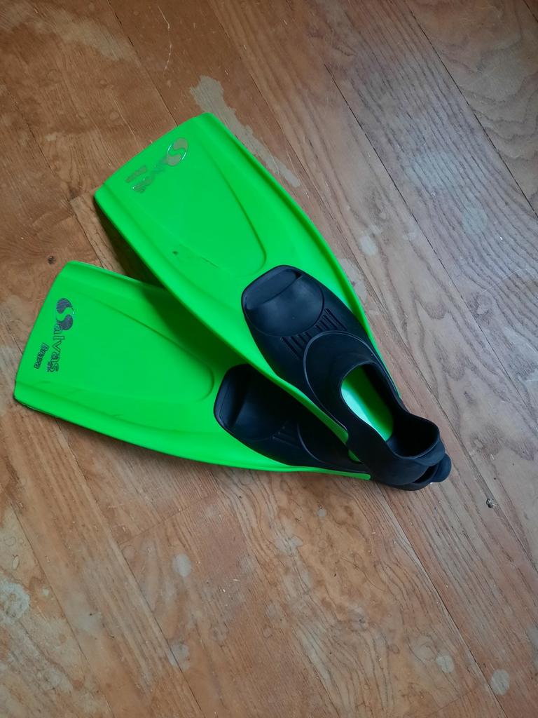 Visière de natation taille 29, Enlèvement ou Envoi, Comme neuf