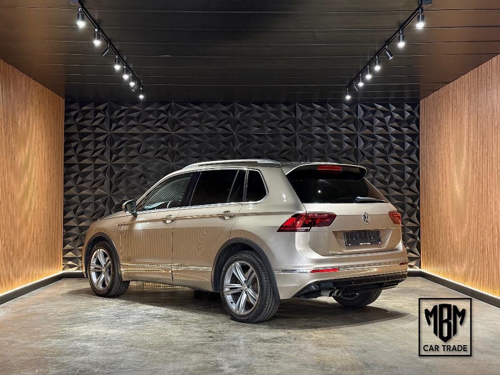 ✅ Vw Tiguan GARANTIE R-Line DSG Acc Camera Trekhaak Z.Verw, Stof, 4 cilinders, USB, 5 zetels