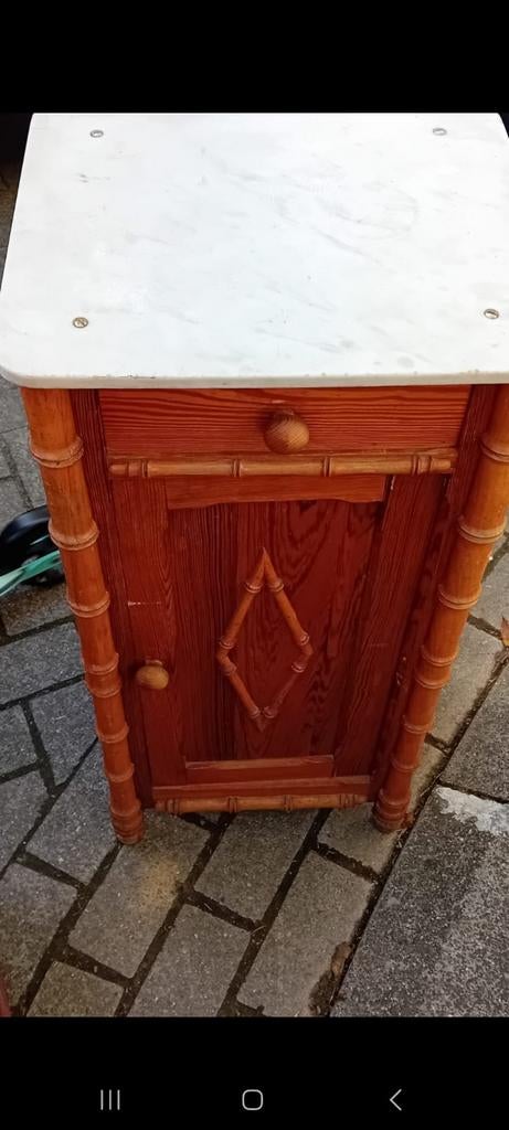 Nachtkastje, Ophalen of Verzenden, Zo goed als nieuw