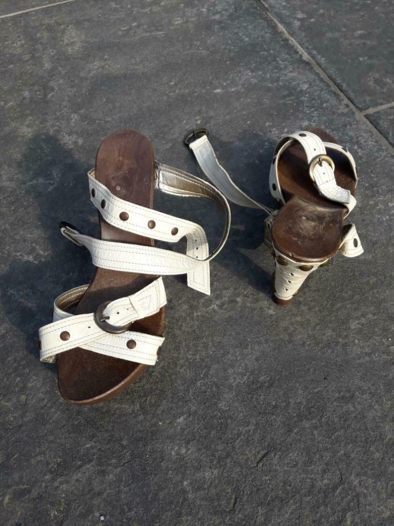Pompes taille 35, Enlèvement ou Envoi, Beige, Chaussures à haut talons, Porté