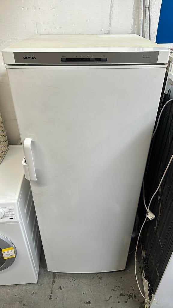 Frigo siemens, Elektronische apparatuur, Vriezers en Diepvrieskisten, Zo goed als nieuw, Ophalen