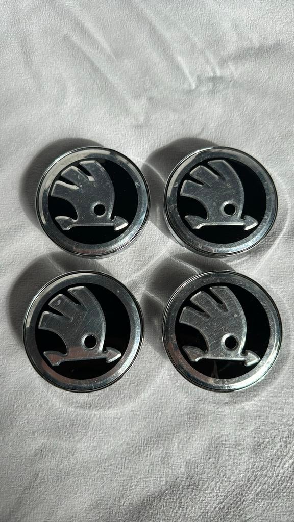 Skoda center caps / 60mm, Auto-onderdelen, Ophalen of Verzenden, Gebruikt, Skoda