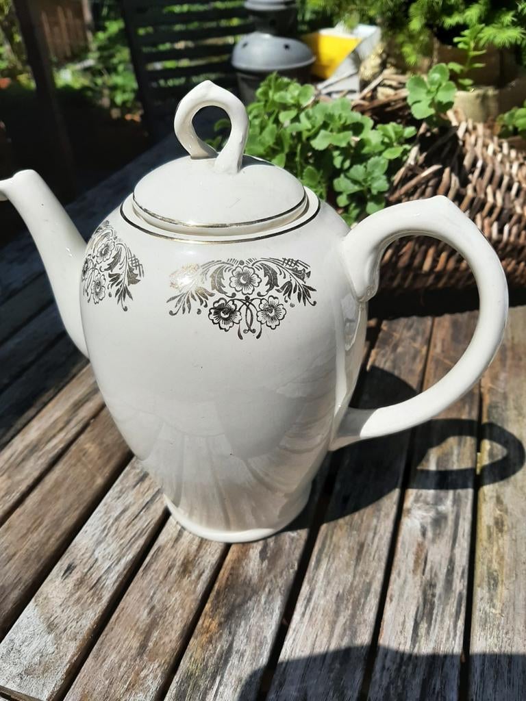 Boch koffiekan, tassen, onderbordjes en ontbijtborden, Ophalen of Verzenden