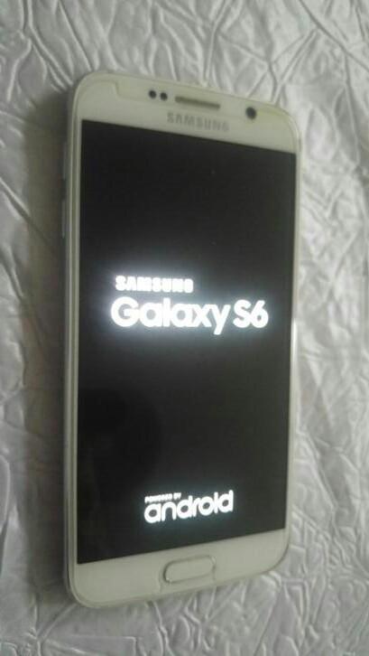Gsm Smartphone telefoon avec housse Samsung Galaxy s6 blanc, Enlèvement ou Envoi, Comme neuf