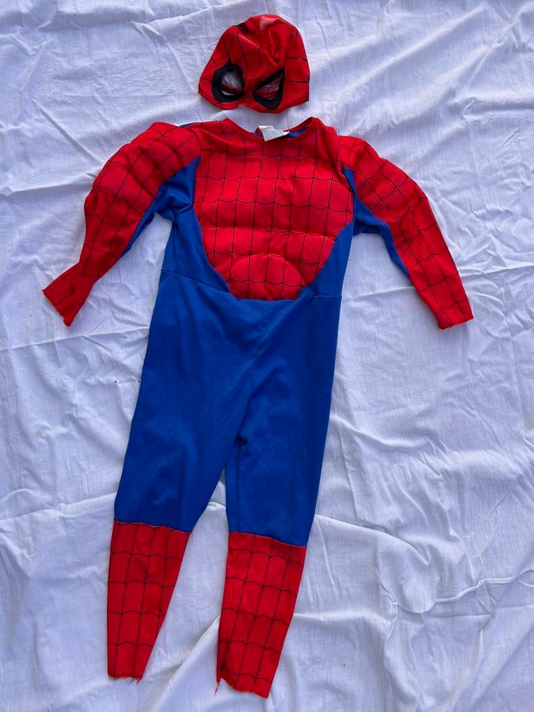 Spiderman 4-6j, Kinderen en Baby's, Carnavalskleding en Verkleedspullen, Ophalen of Verzenden, Gebruikt, 110 t/m 116, Jongen