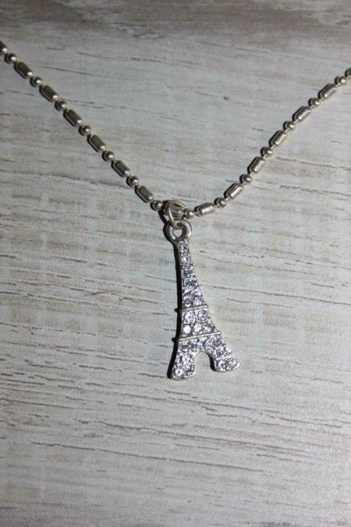 Pendentif tour Eiffel avec brillants sur chaîne, Enlèvement ou Envoi, Autres représentations, Utilisé, Avec strass