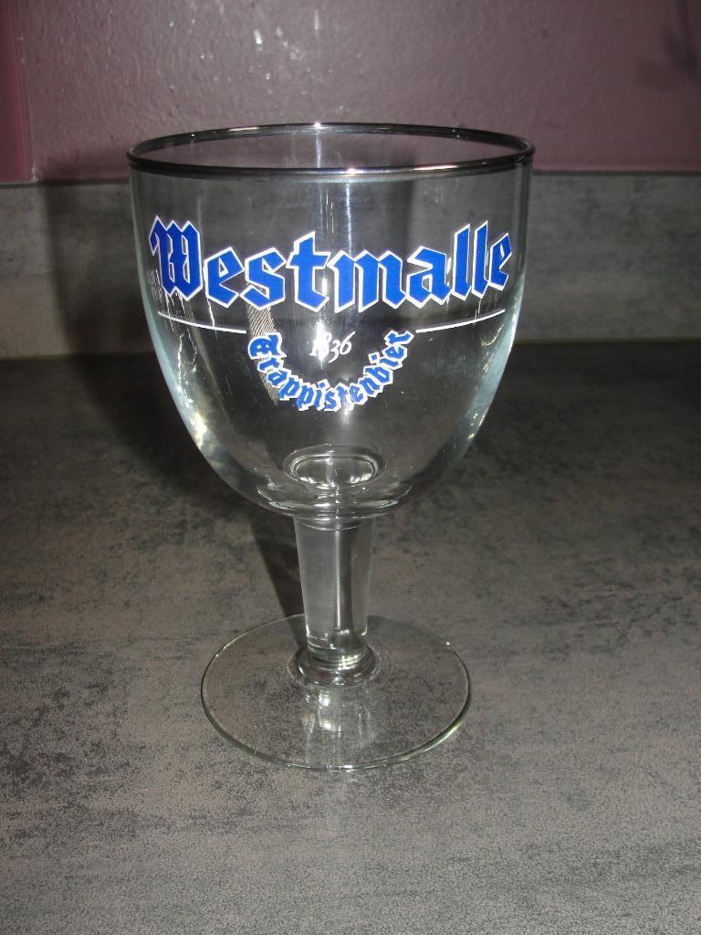 Ancien verre à bière trappiste de Westmalle (lettres bleues), Collections, Marques de bière, Enlèvement ou Envoi, Neuf, Verre ou Verres
