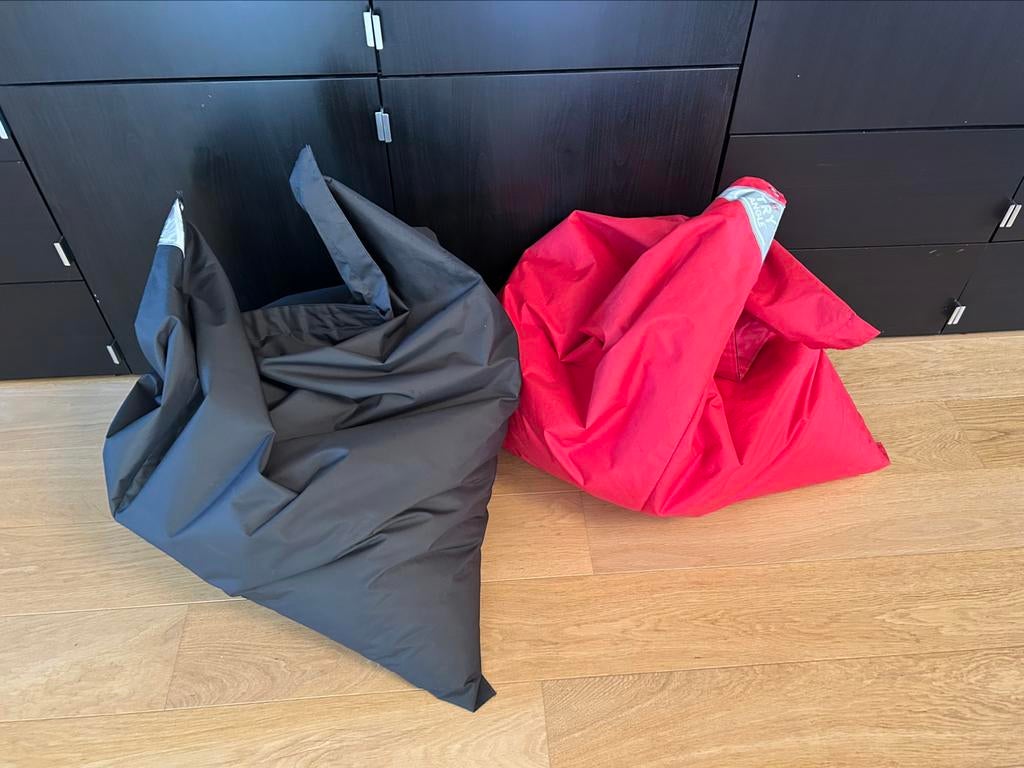 2 zitzakken model Try Angle merk Sit on it, Enlèvement, Utilisé, Pouf