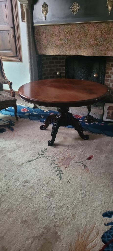 Oude salontafel in acajou, Ophalen