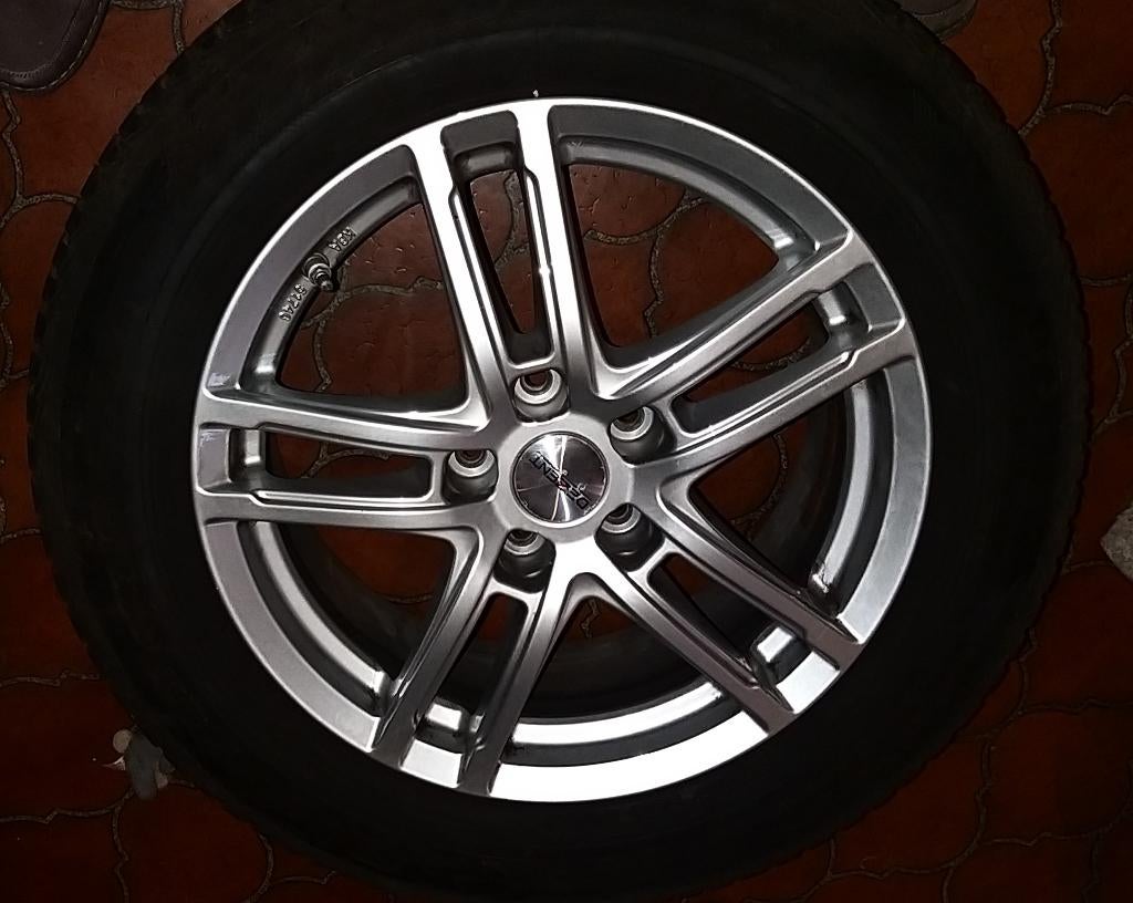 Pneus Hiver / Jantes pour SUBARU / HONDA / MITSUBISHI, Auto-onderdelen, Banden en Velgen, Ophalen, Gebruikt, 17 inch, Winterbanden