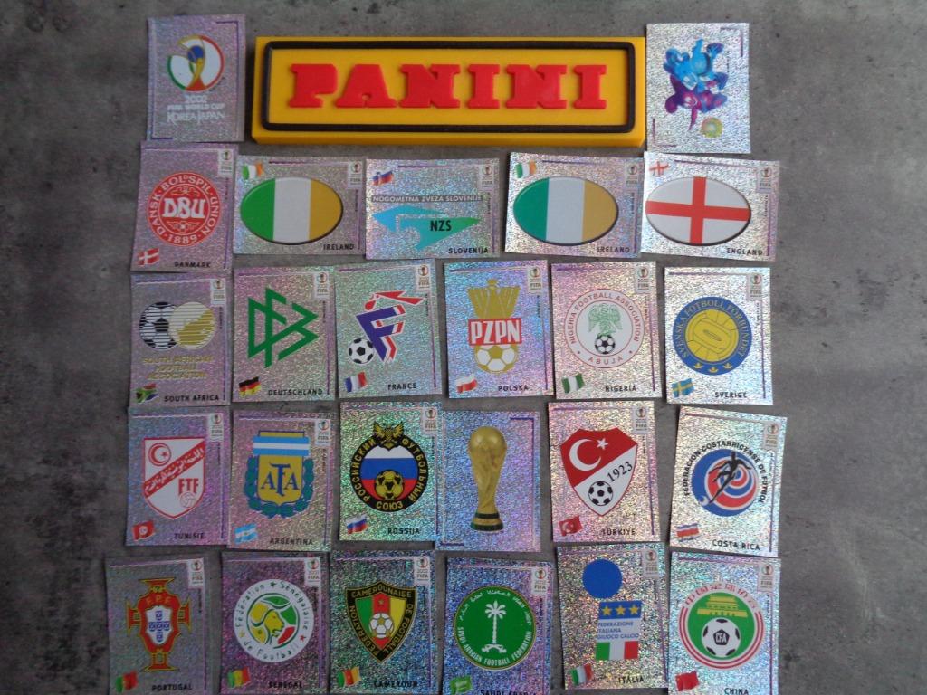 PANINI VOETBAL STICKERS WORLD CUP 2002 emblemen 25x badges , Ophalen of Verzenden