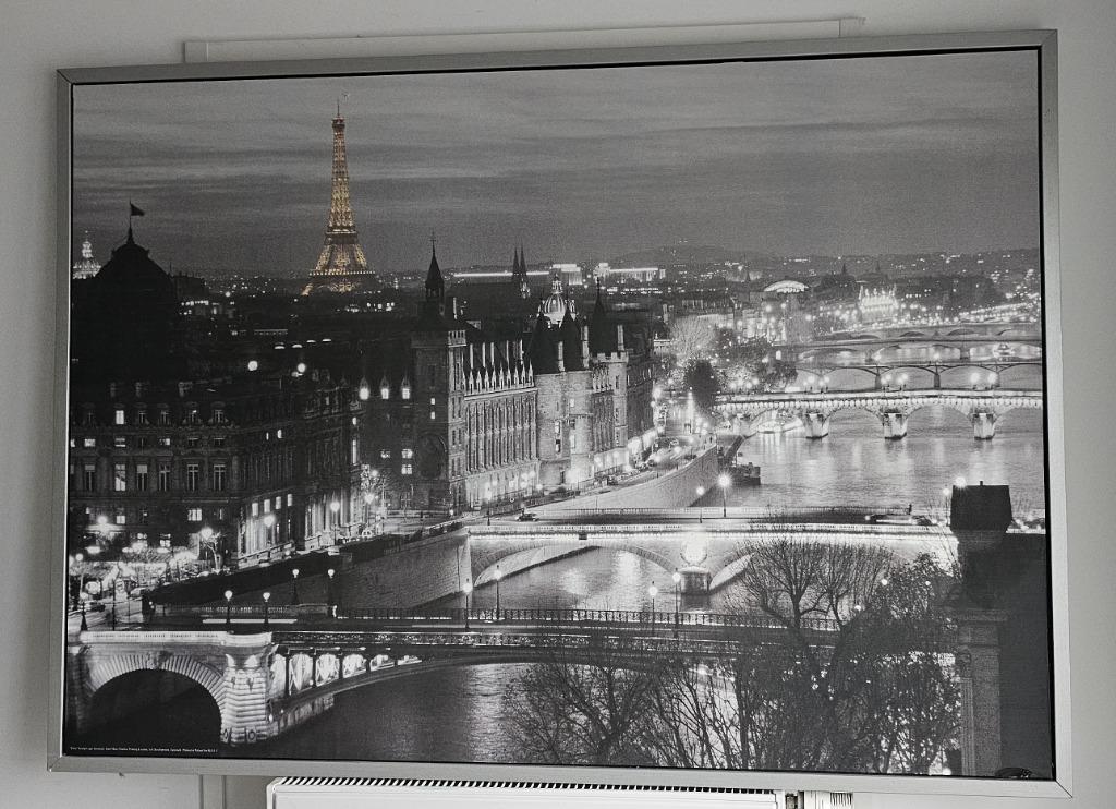 TABLEAU Paris tour Eiffel, Enlèvement