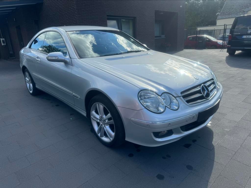 Mercedes CLK 220 cdi automaat bj 2007 km 189.000 mooi auto, Autos, Argent ou Gris, Achat, Entreprise, Noir