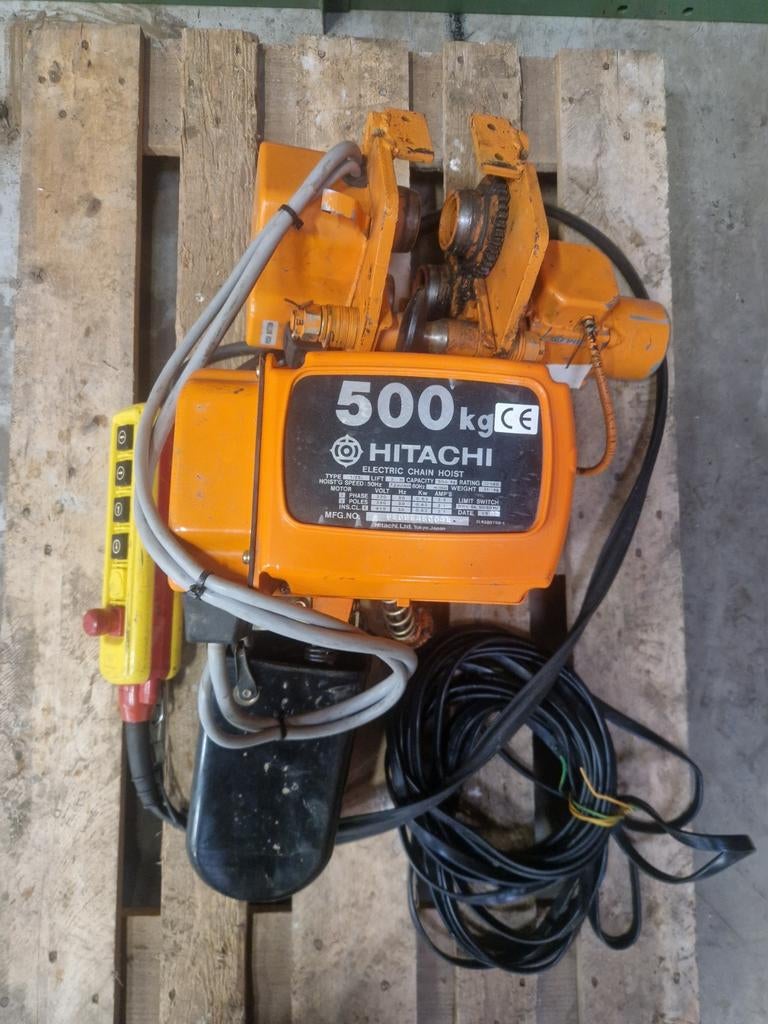 Hitachi takel, Enlèvement