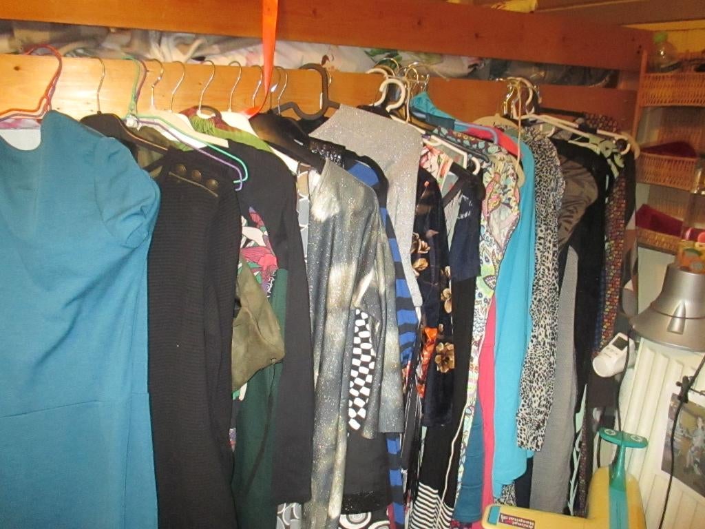 tweedehandskleding dames, Kleding | Dames, Dames-kledingpakketten, Ophalen, Gedragen