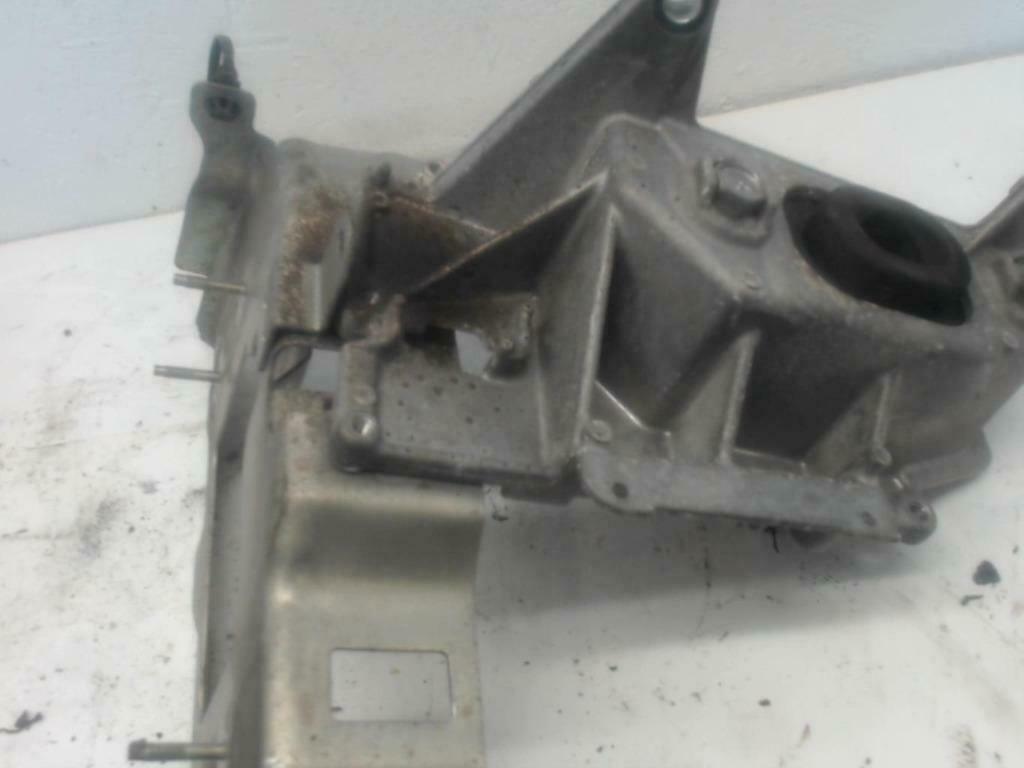 Support moteur gauche OEM : 112531KG0A NISSAN JUKE PHASE 1, Ophalen, Voor, Nissan