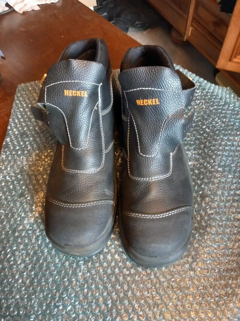 Souliers de sécurité  44, Enlèvement ou Envoi