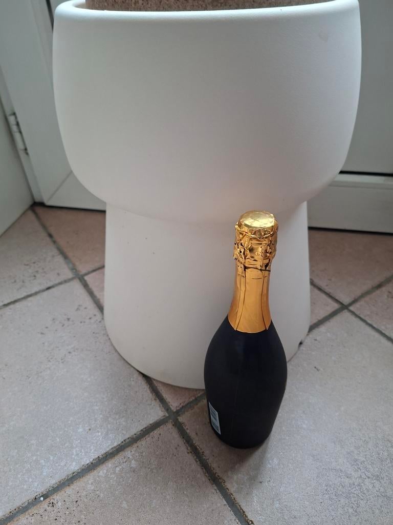 Champagne emmer, Enlèvement, Champagne