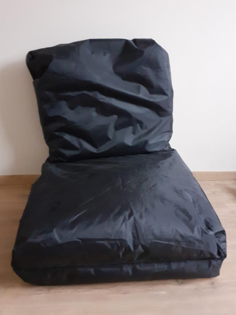 Pouf -  Matelas, Maison & Meubles, Enlèvement, Comme neuf, Noir, Pouf